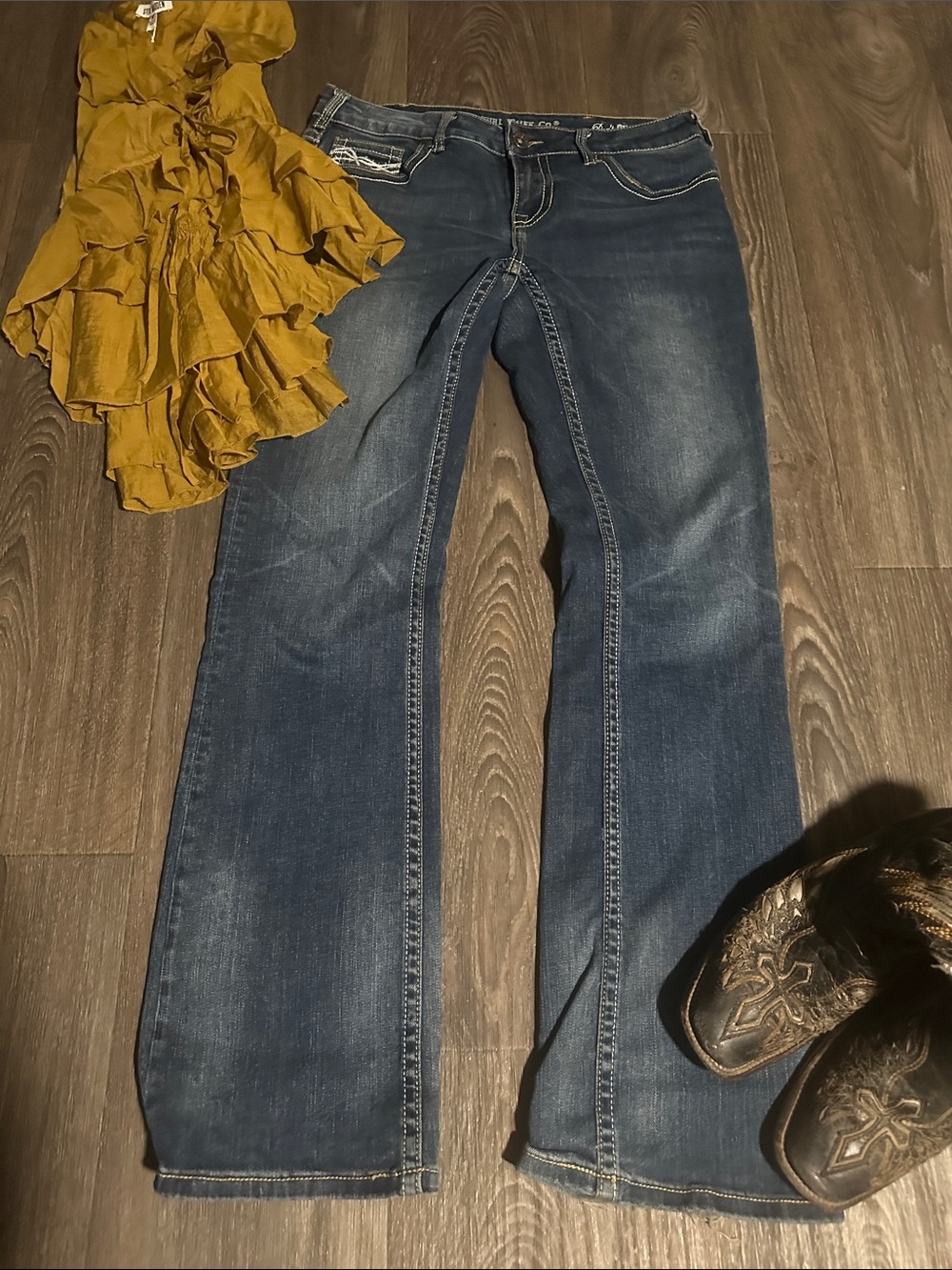 Cowgirl Tuff Women's Dark Blue Bootcut Jeans